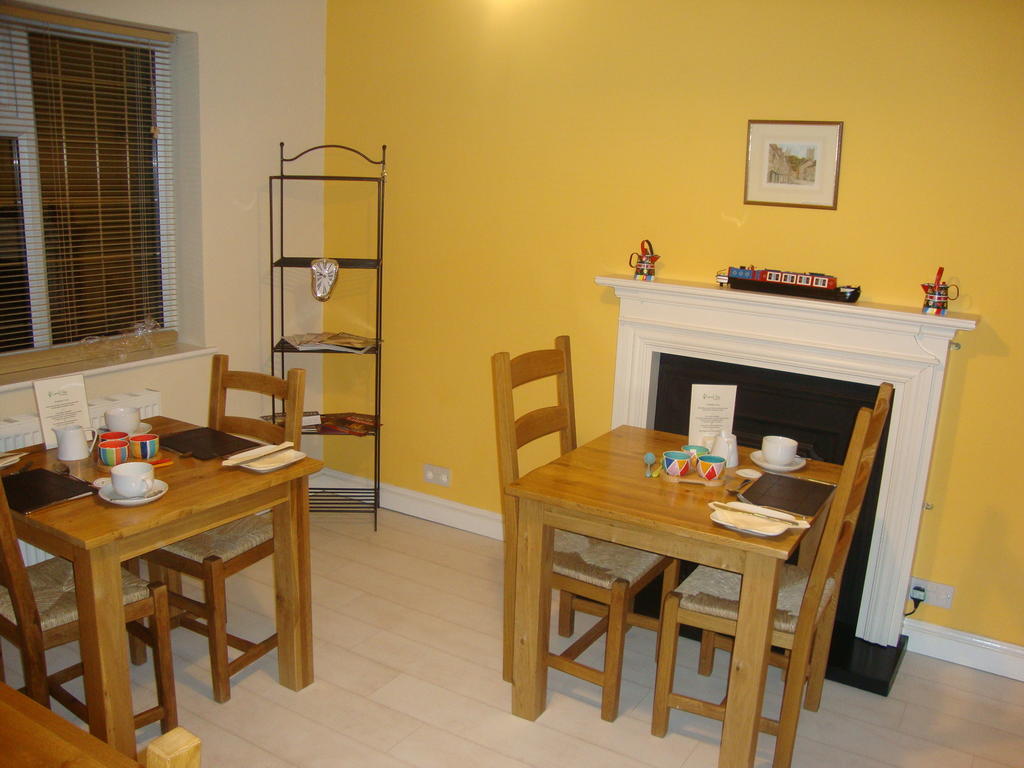 Canal View Bed And Breakfast Saxilby Ngoại thất bức ảnh